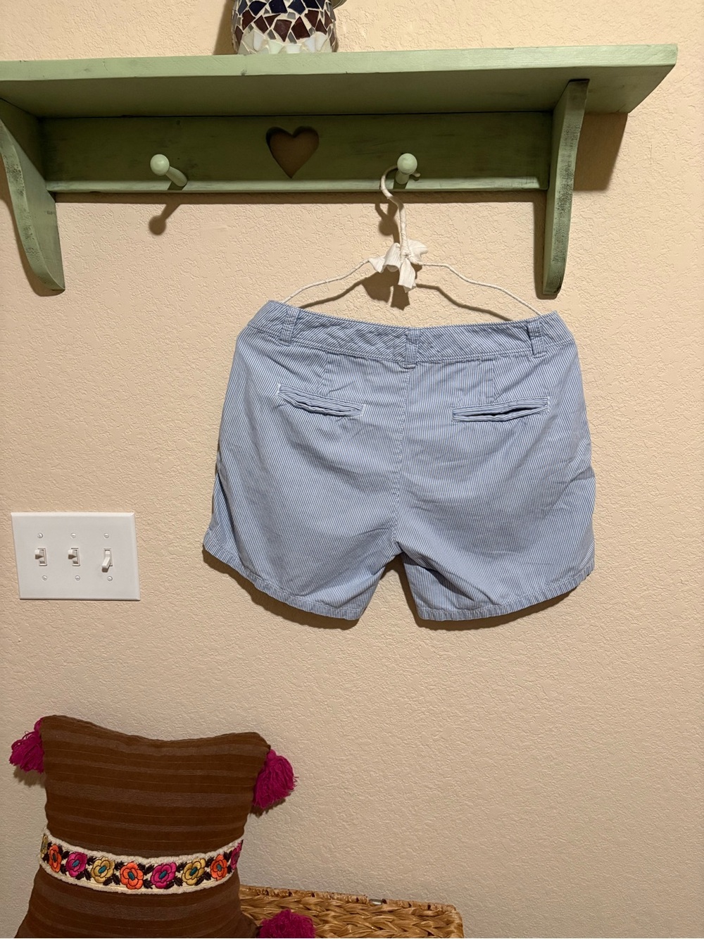 aerie Light Blue Seersucker Mid-Rise Shorts - Picture 2 of 3
